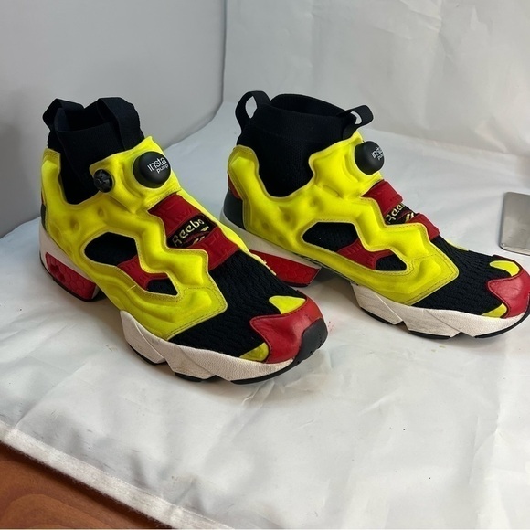 Reebok
Instapump Fury OG 20th Anniversary Sneakers - Picture 7 of 9